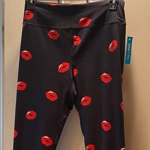 Walkpop Cozy Cora ⅞ Kissable Leggings